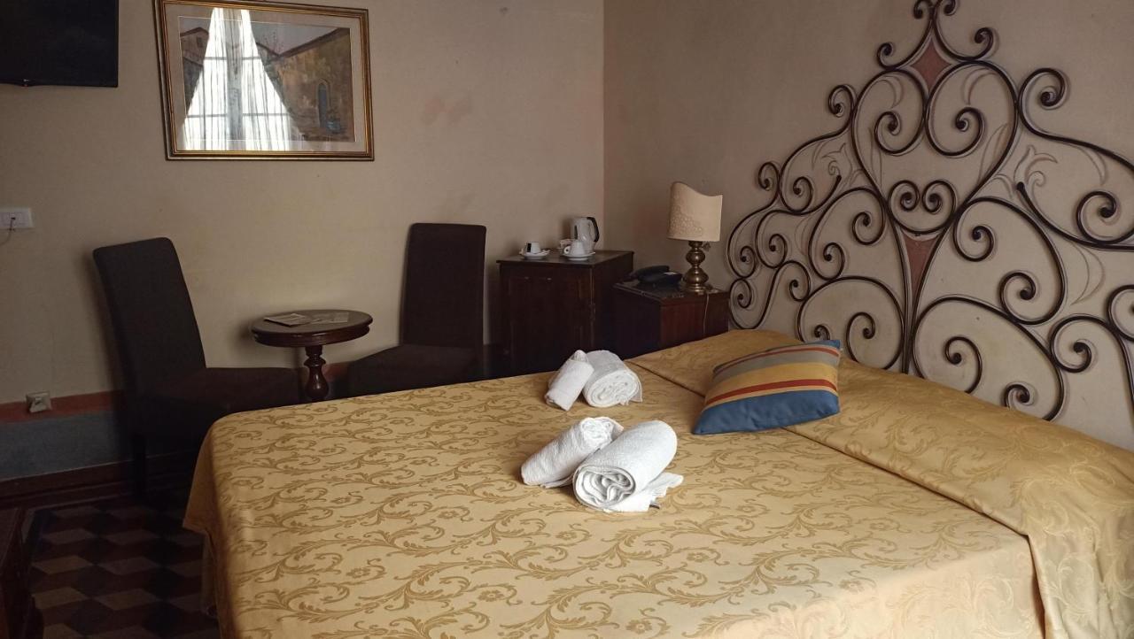 Relais Corso Storico Bed and Breakfast Pisa Exterior foto