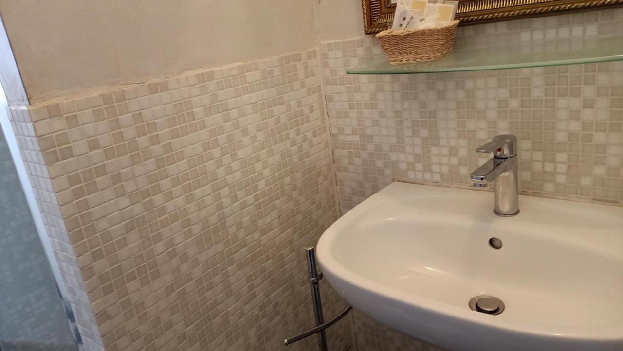 Relais Corso Storico Bed and Breakfast Pisa Exterior foto